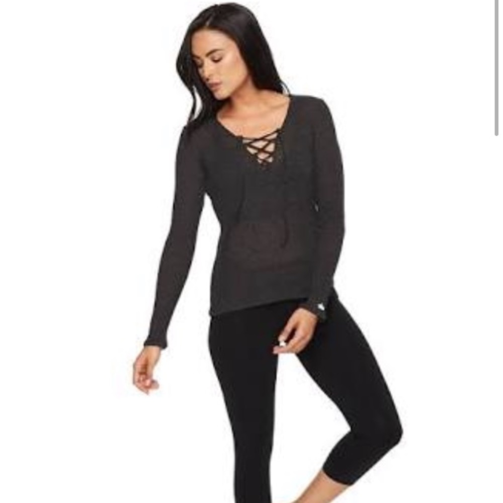 NWT Alo Yoga Interlace Long Sleeve Top - Picture 3 of 7